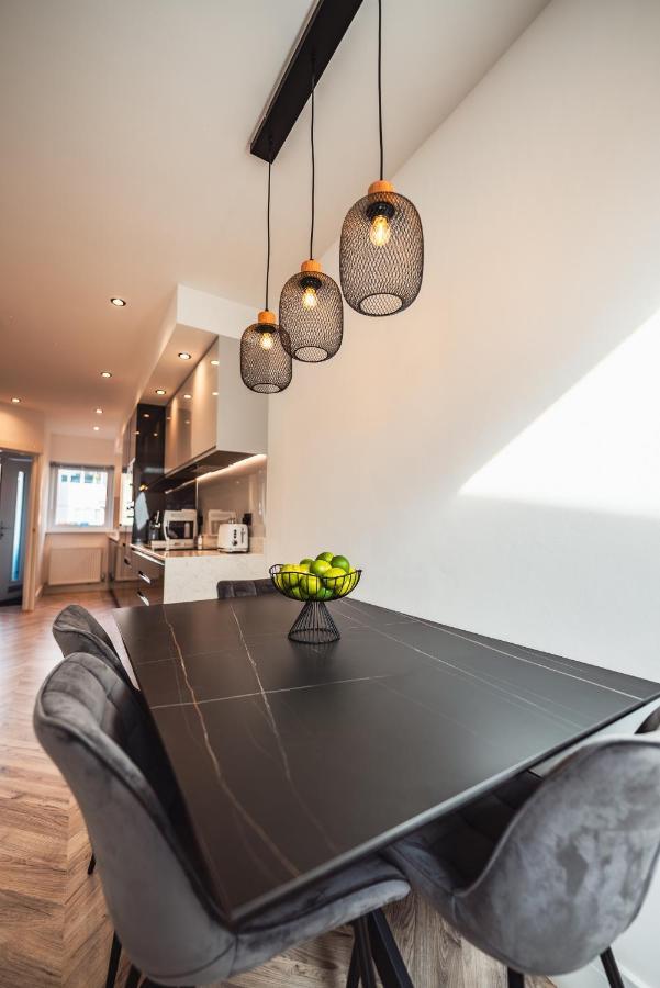 Luxurious 3 Bed Home, Free Parking Manchester